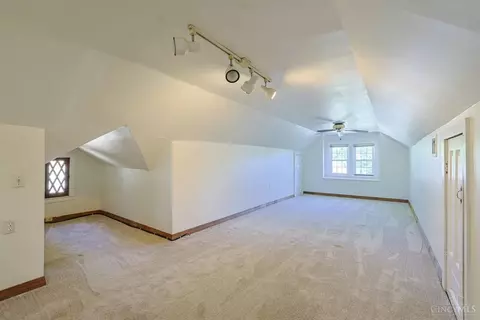 Bedroom - 6609 Merwin Ave, Cincinnati, OH 45227 photo 5 of 6