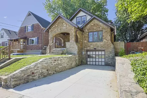 Exterior - 6609 Merwin Ave, Cincinnati, OH 45227 photo 2 of 17