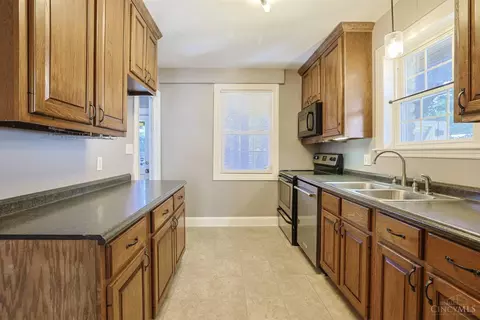 Kitchen - 6609 Merwin Ave, Cincinnati, OH 45227 photo 2 of 3