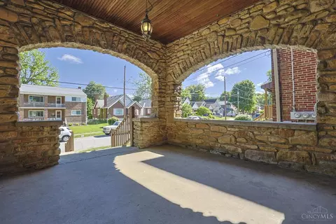 Exterior - 6609 Merwin Ave, Cincinnati, OH 45227 photo 4 of 17
