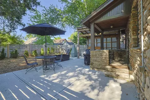 Exterior - 6609 Merwin Ave, Cincinnati, OH 45227 photo 6 of 17