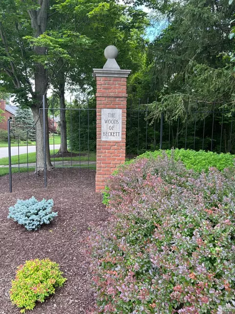7939 Woodglen Dr, West Chester, OH 45069