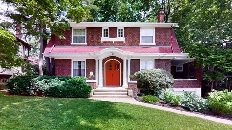 756 Clinton Springs Ave, Cincinnati, OH 45229