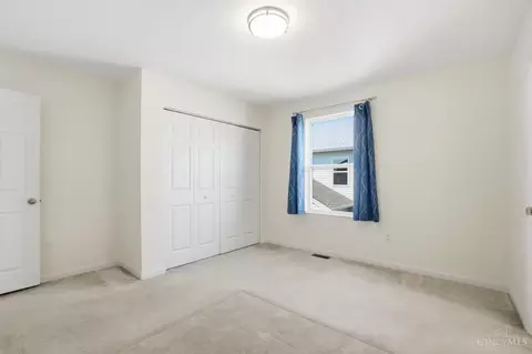 Bedroom - 1236 Sinclair Dr, Maineville, OH 45039 photo 6 of 10