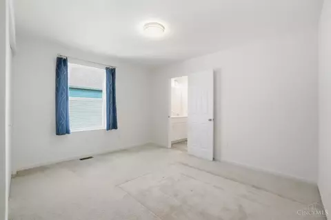 Bedroom - 1236 Sinclair Dr, Maineville, OH 45039 photo 5 of 10