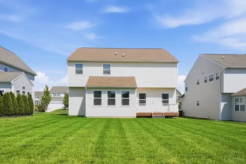 Exterior - 1236 Sinclair Dr, Maineville, OH 45039 photo 3 of 12