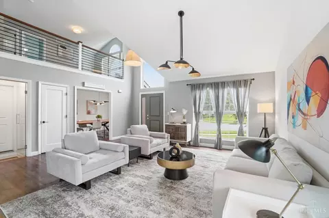 166 Regency Sq, Hamilton Twp, OH 45036