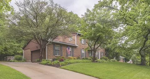 7926 Blairhouse Dr, Cincinnati, OH 45244