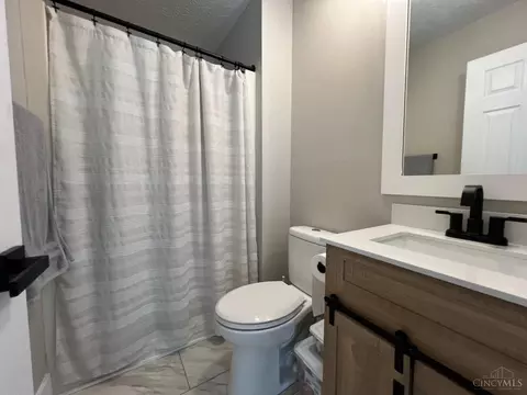 Bath - 4265 Tranquility Ct, Batavia, OH 45103 photo 1 of 3
