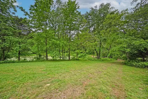 Exterior - 4237 Ellis Rd, Batavia, OH 45103 photo 10 of 21