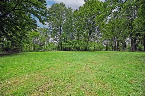 Exterior - 4237 Ellis Rd, Batavia, OH 45103 photo 18 of 21