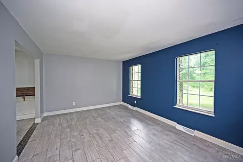 Living - 4237 Ellis Rd, Batavia, OH 45103 photo 1 of 5