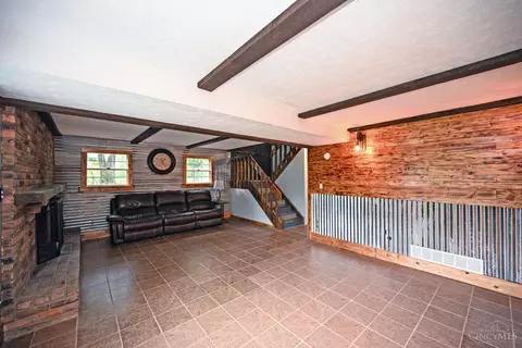 Living - 4237 Ellis Rd, Batavia, OH 45103 photo 5 of 5
