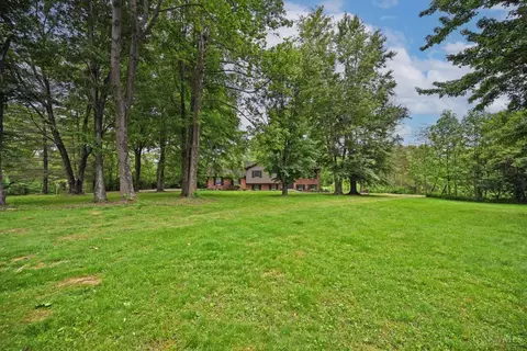 Exterior - 4237 Ellis Rd, Batavia, OH 45103 photo 15 of 21