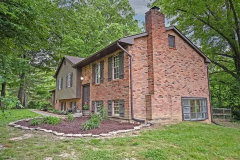 Exterior - 4237 Ellis Rd, Batavia, OH 45103 photo 2 of 21