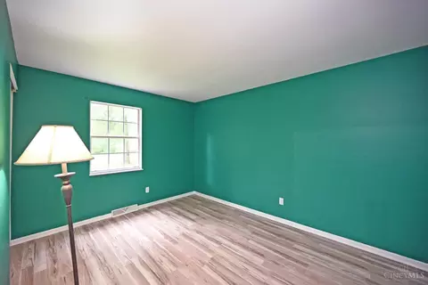 Bedroom - 4237 Ellis Rd, Batavia, OH 45103 photo 3 of 6