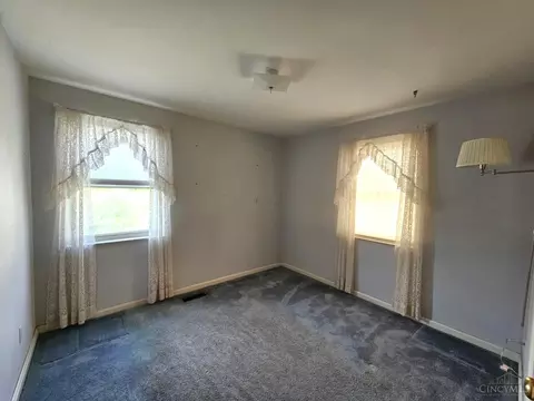 Bedroom - 1725 Norcol Ln, Cincinnati, OH 45231 photo 1 of 2
