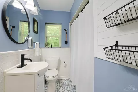 Bath - 562 Rancho Ln, Cincinnati, OH 45244 photo 1 of 1