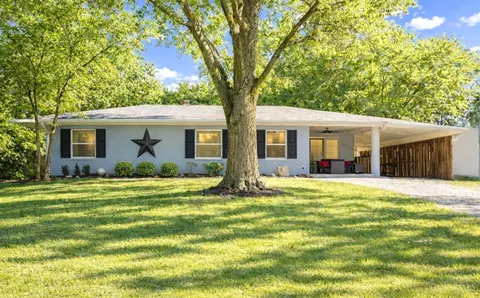 Exterior - 562 Rancho Ln, Cincinnati, OH 45244 photo 1 of 8