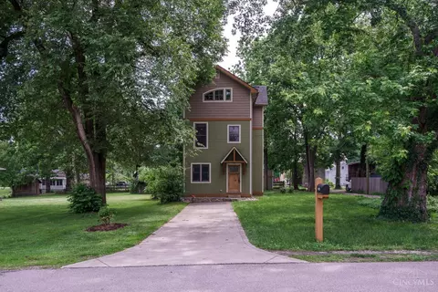 10035 Campbell Ave, Camp Dennison, OH 45111