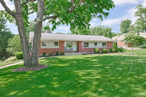 7451 Miami Hills Dr, Madeira, OH 45243