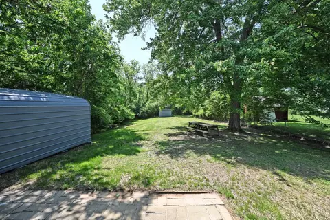 Exterior - 585 Brantner Ln, Cincinnati, OH 45244 photo 6 of 16