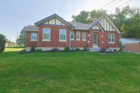 3247 Autumn Ln, Cincinnati, OH 45239