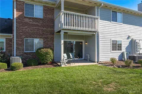 Exterior - 6561 Brigham Sq, Centerville, OH 45459 photo 5 of 7