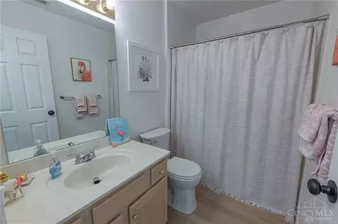 Bath - 6561 Brigham Sq, Centerville, OH 45459 photo 3 of 3