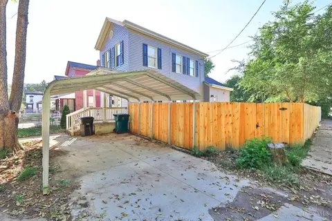 Exterior - 6503 Ledge St, Cincinnati, OH 45227 photo 6 of 9