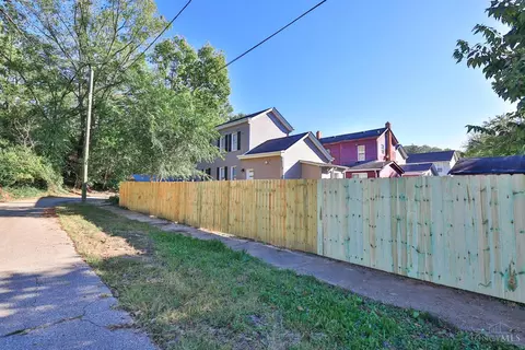 Exterior - 6503 Ledge St, Cincinnati, OH 45227 photo 9 of 9