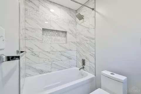 Bath - 6503 Ledge St, Cincinnati, OH 45227 photo 2 of 3