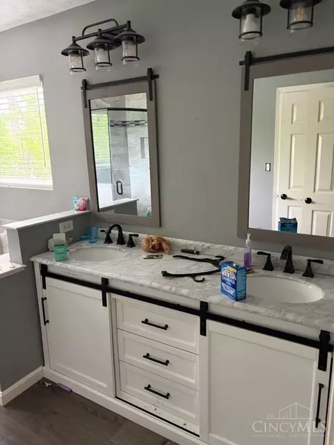 Bath - 1076 Oak Forest Dr, Morrow, OH 45152 photo 4 of 4