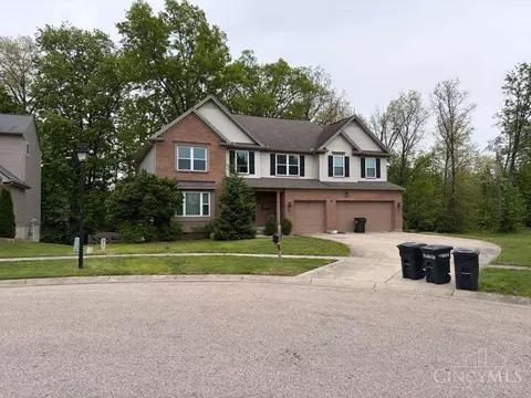 1076 Oak Forest Dr, Morrow, OH 45152