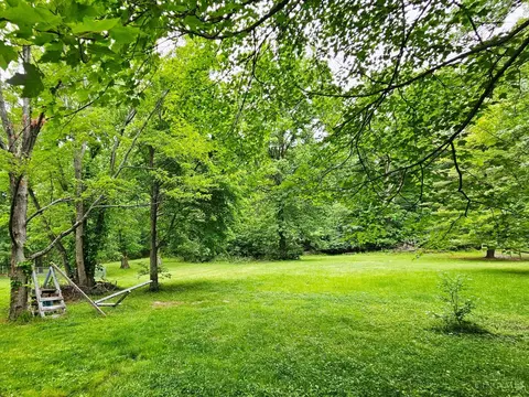 Exterior - 1130 Flick Ln, Batavia, OH 45103 photo 5 of 10