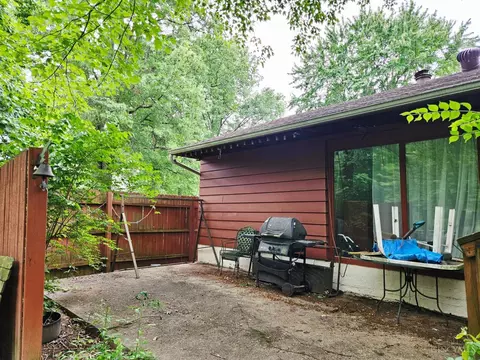Exterior - 1130 Flick Ln, Batavia, OH 45103 photo 7 of 10