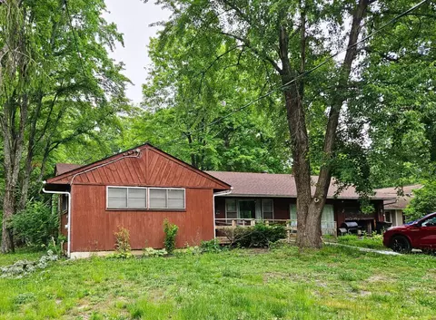 Exterior - 1130 Flick Ln, Batavia, OH 45103 photo 2 of 10