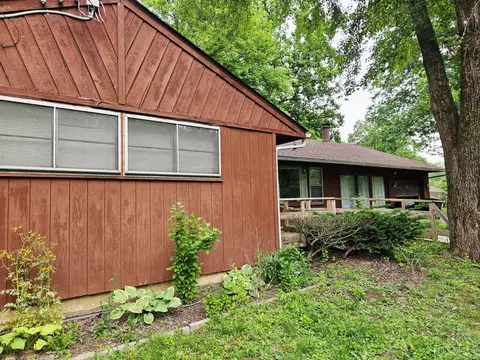 Exterior - 1130 Flick Ln, Batavia, OH 45103 photo 3 of 10