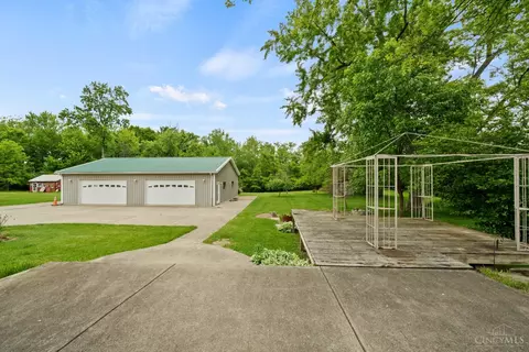Exterior - 2100 Miles Rd, Cincinnati, OH 45231 photo 6 of 14