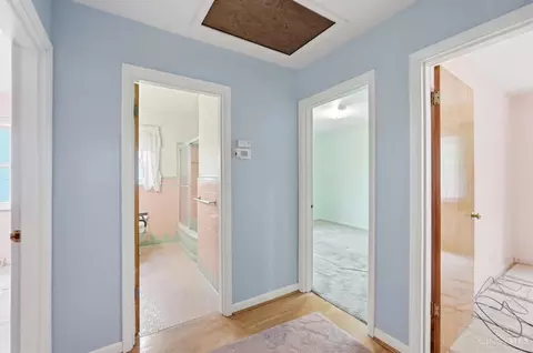 Entry Way - 6262 Betts, Cincinnati, OH 45224 photo 3 of 3