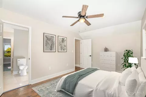Bedroom - 1421 Jefferson Ave, Reading, OH 45215 photo 4 of 6
