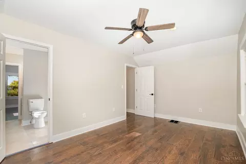 Bedroom - 1421 Jefferson Ave, Reading, OH 45215 photo 5 of 6
