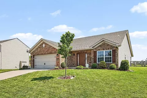 Exterior - 402 Gorham Dr, Hamilton, OH 45013 photo 6 of 11