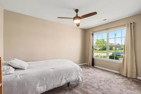 Bedroom - 402 Gorham Dr, Hamilton, OH 45013 photo 4 of 5