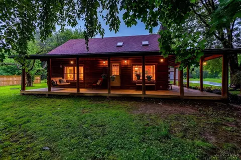 3230 Greentree Rd, Lebanon, OH 45036