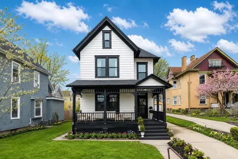 4211 Smith Rd, Norwood, OH 45212