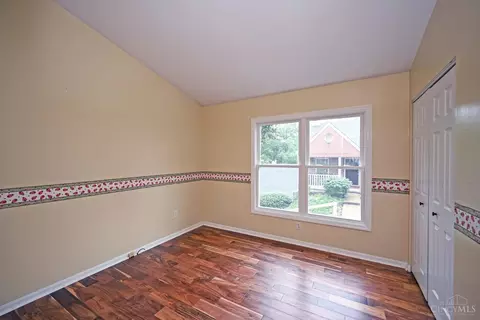 Bedroom - 5461 Hanover Cir, Cincinnati, OH 45230 photo 3 of 4