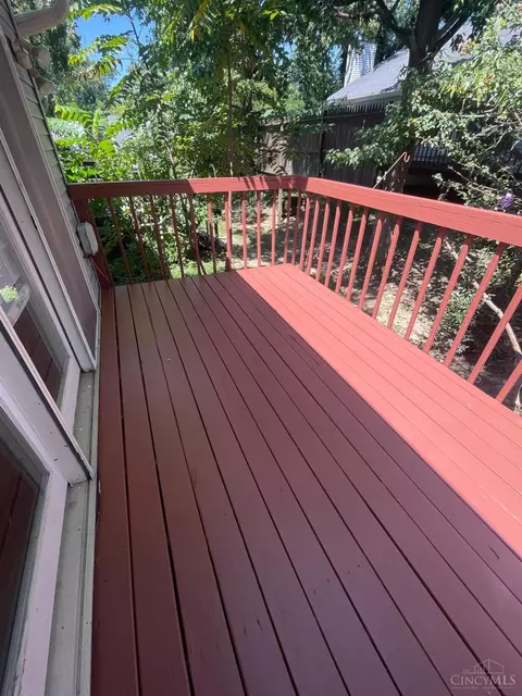 Exterior - 5461 Hanover Cir, Cincinnati, OH 45230 photo 6 of 7