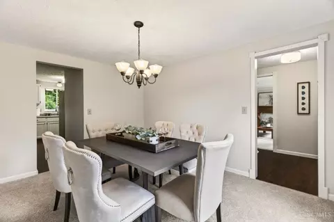 Dining - 7969 Saddleback Pl, Maineville, OH 45039 photo 2 of 7