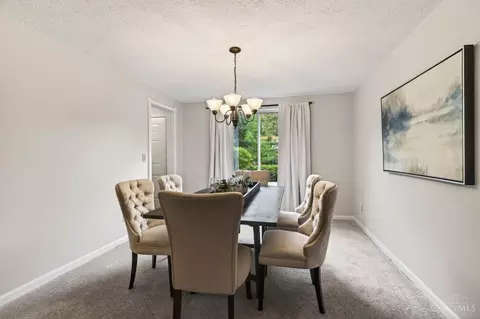 Dining - 7969 Saddleback Pl, Maineville, OH 45039 photo 3 of 7